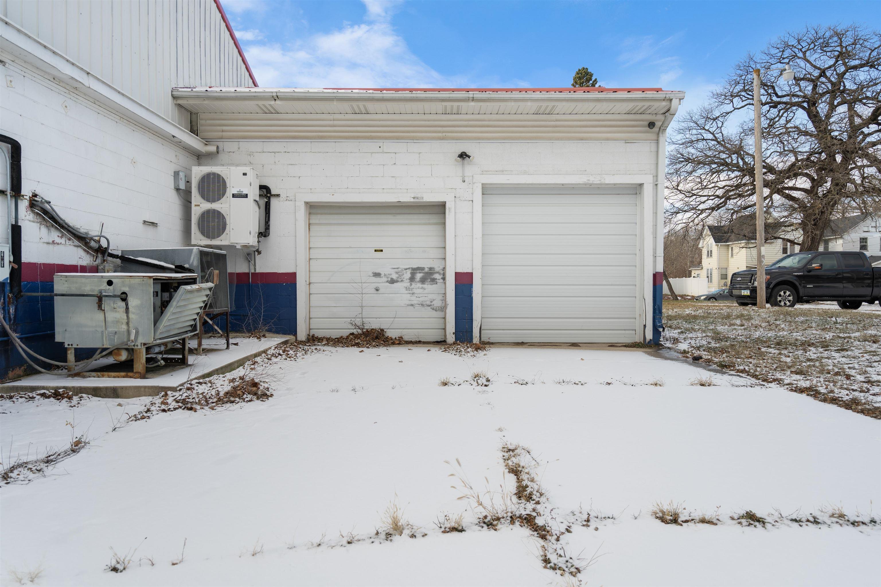 Waterloo, Iowa 50703, United States, ,Commercial,Pending,28954