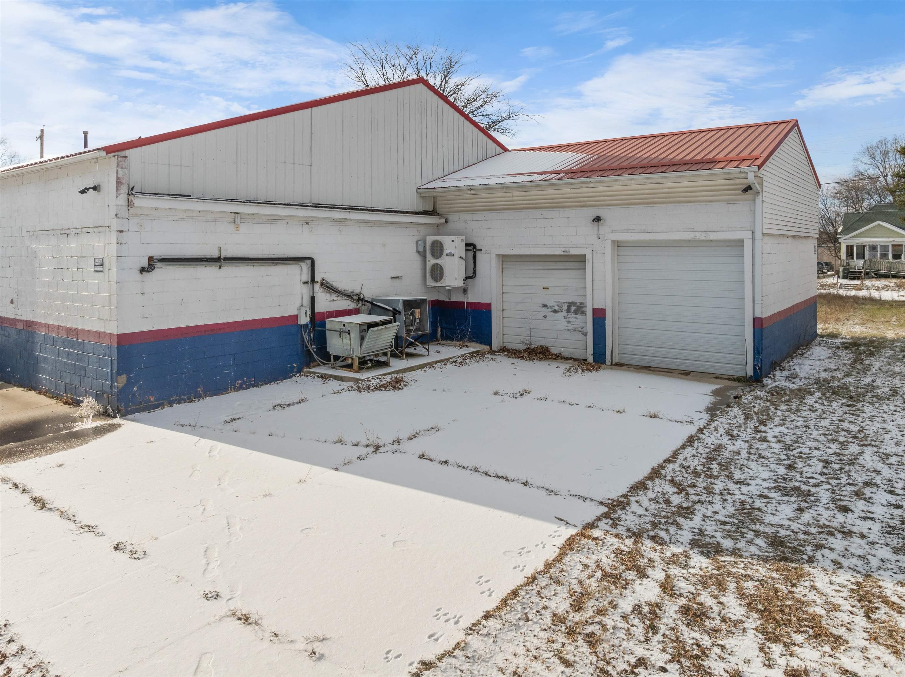 Waterloo, Iowa 50703, United States, ,Commercial,Pending,28954