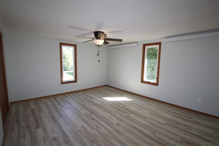 Grundy Center, Iowa 50638, United States, 3 Bedrooms Bedrooms, ,2 BathroomsBathrooms,Residential,Pending,86020