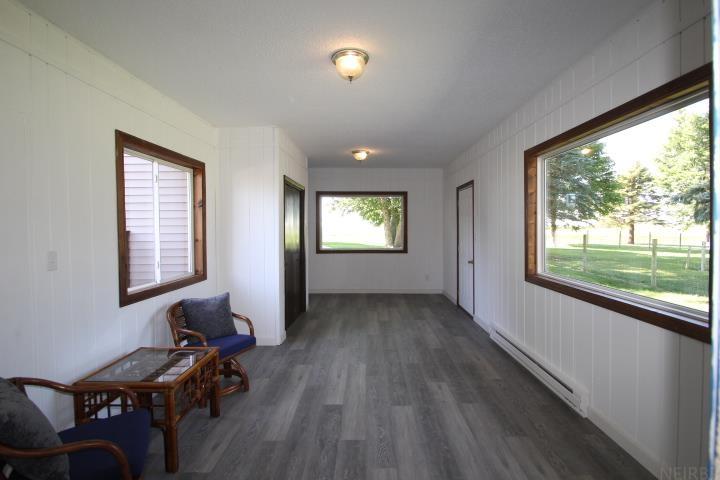 Grundy Center, Iowa 50638, United States, 3 Bedrooms Bedrooms, ,2 BathroomsBathrooms,Residential,Pending,86020