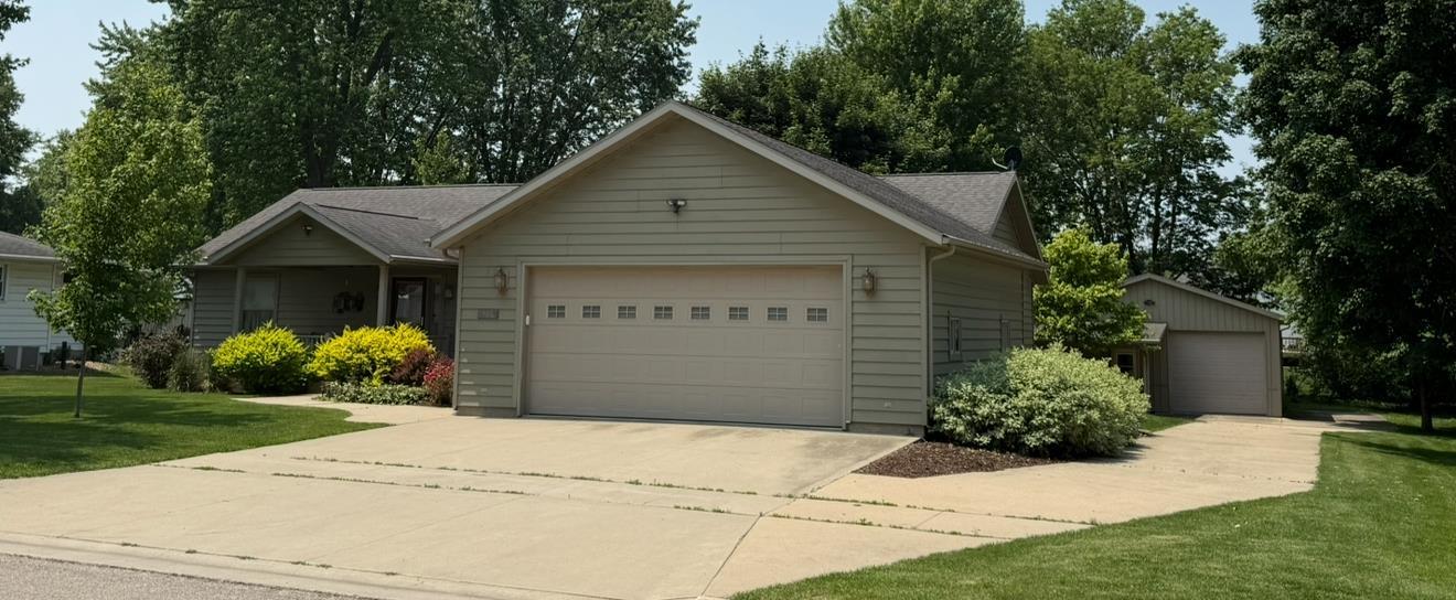 Photo 1 of 25 — 1107 Freeman Street, Charles City, IA 50616