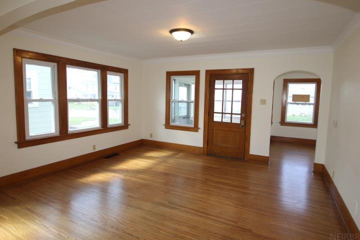 Waterloo, Iowa 50701, United States, 3 Bedrooms Bedrooms, ,1 BathroomBathrooms,Residential,Active,114184