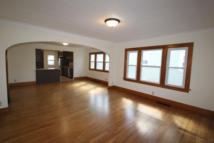 Waterloo, Iowa 50701, United States, 3 Bedrooms Bedrooms, ,1 BathroomBathrooms,Residential,Active,114184