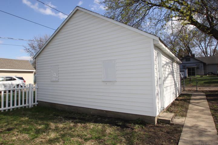 Waterloo, Iowa 50701, United States, 3 Bedrooms Bedrooms, ,1 BathroomBathrooms,Residential,Active,114184