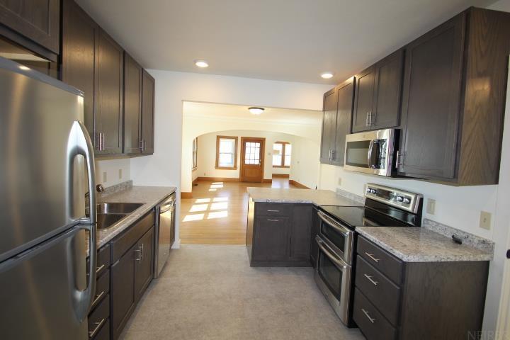 Waterloo, Iowa 50701, United States, 3 Bedrooms Bedrooms, ,1 BathroomBathrooms,Residential,Active,114184