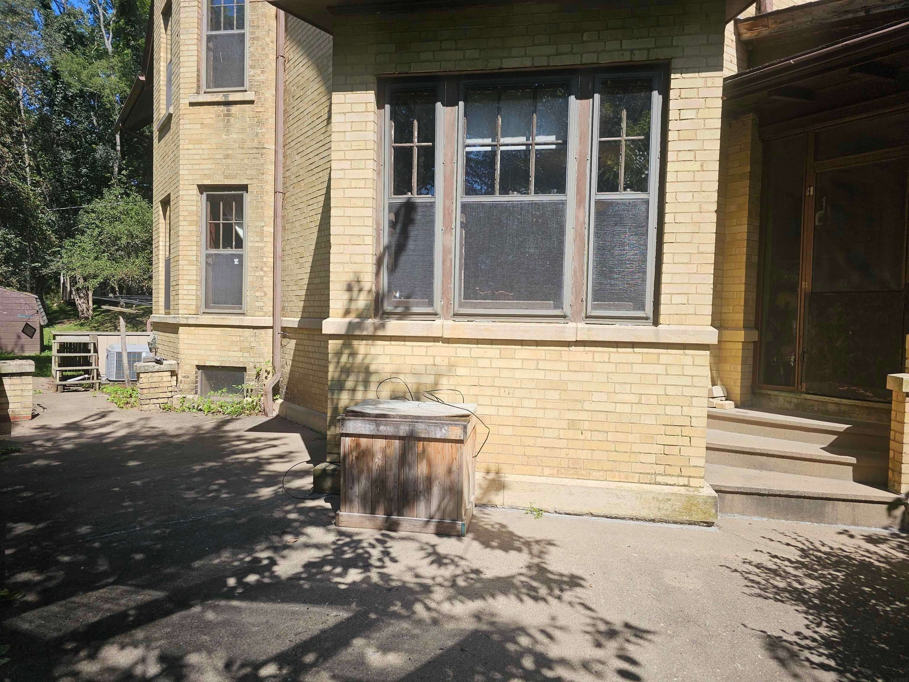 1102 Mill Street - Photo 2