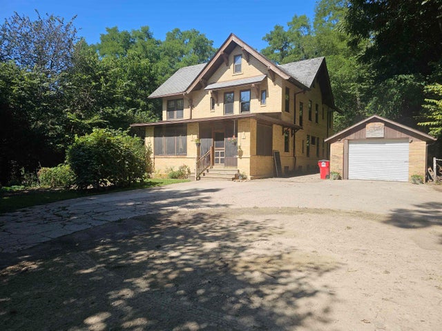 1102 Mill Street