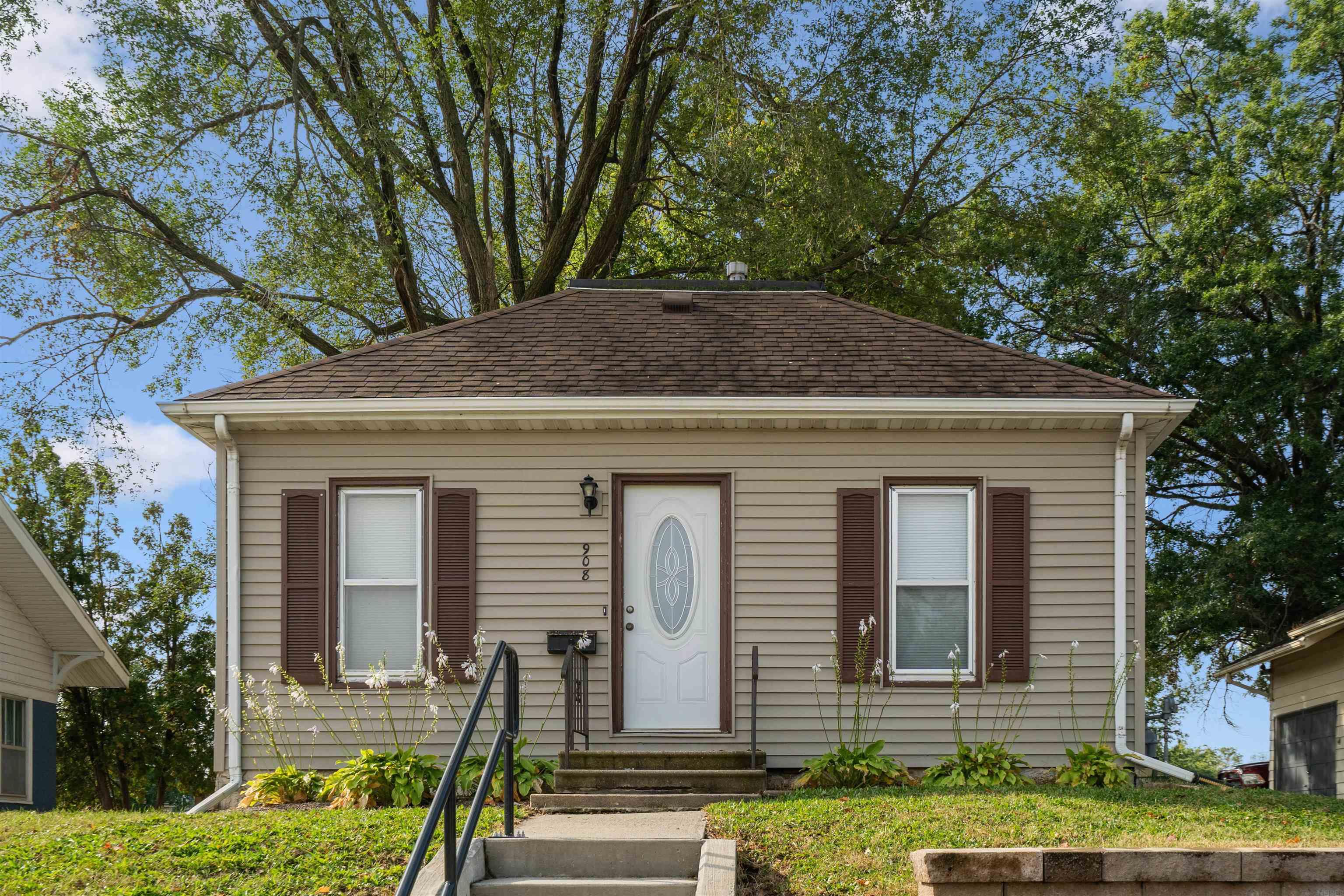 Cedar Falls, Iowa 50613, United States, 3 Bedrooms Bedrooms, ,1 BathroomBathrooms,Residential,Active,213865