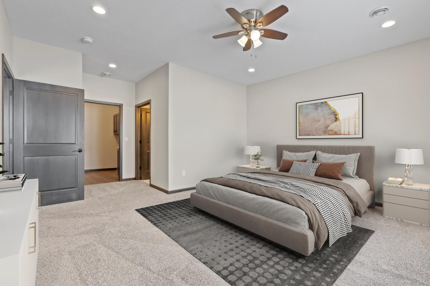 Independence, Iowa 50644, United States, 2 Bedrooms Bedrooms, ,2 BathroomsBathrooms,Residential,Active,66447