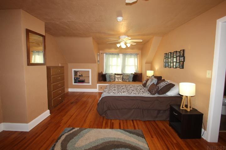 Oelwein, Iowa 50662, United States, 3 Bedrooms Bedrooms, ,2 BathroomsBathrooms,Residential,Pending,86008