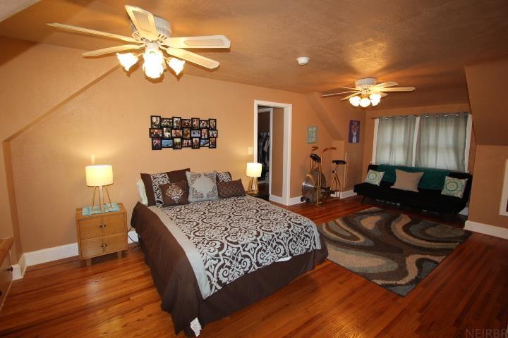 Oelwein, Iowa 50662, United States, 3 Bedrooms Bedrooms, ,2 BathroomsBathrooms,Residential,Pending,86008