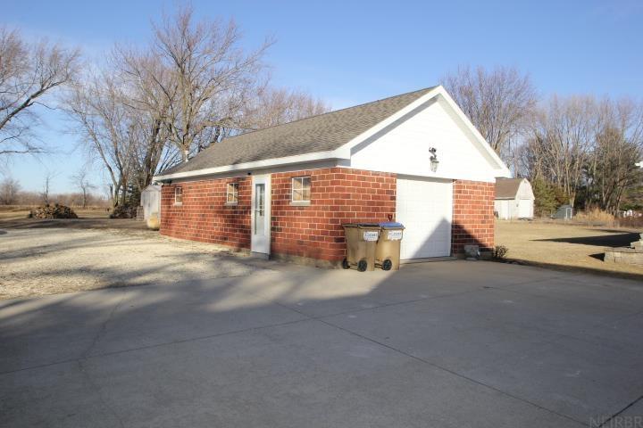 Oelwein, Iowa 50662, United States, 3 Bedrooms Bedrooms, ,2 BathroomsBathrooms,Residential,Pending,86008