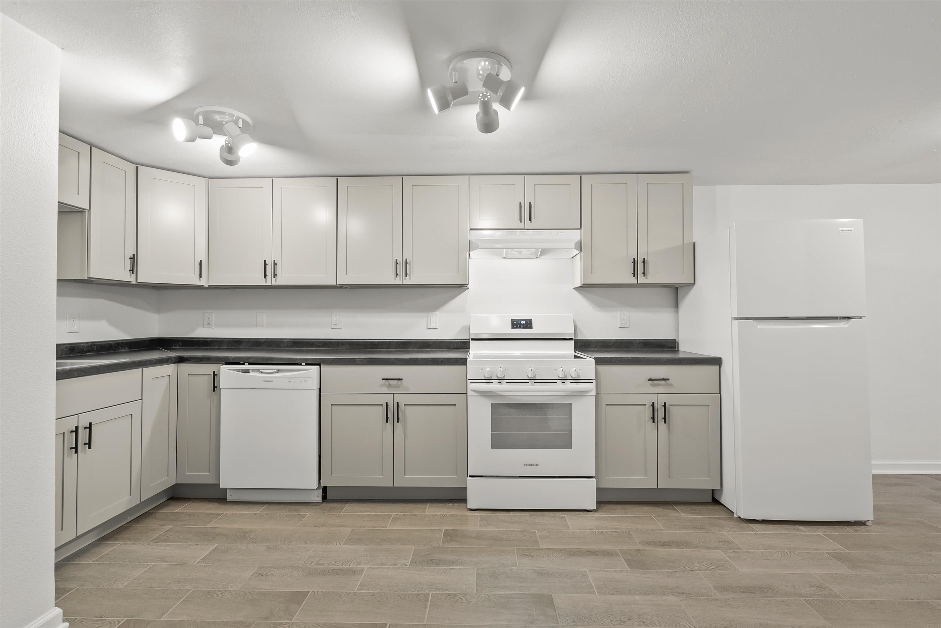 Cedar Falls, Iowa 50613, United States, ,Residential,Active,185881