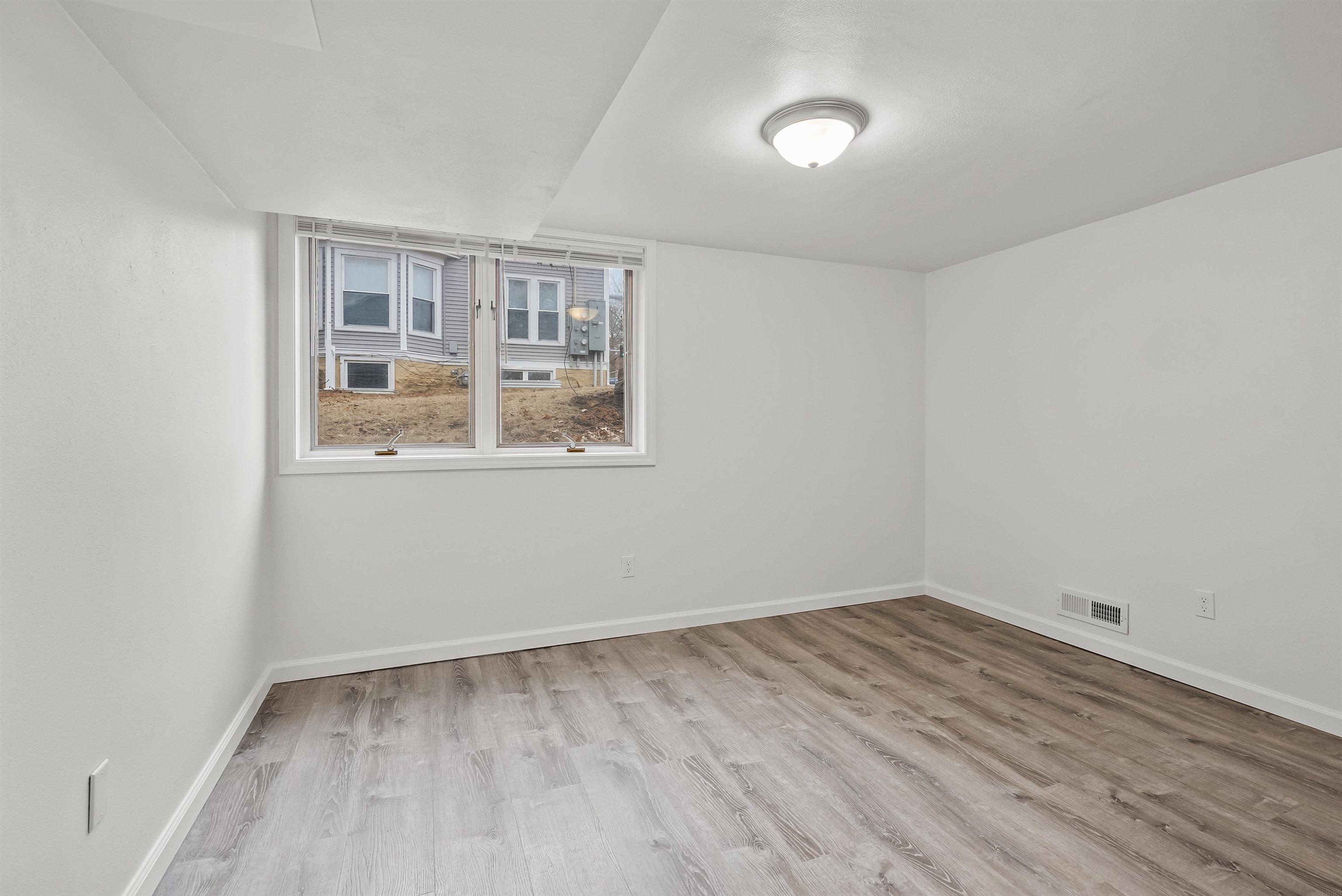 Cedar Falls, Iowa 50613, United States, ,Residential,Active,185881