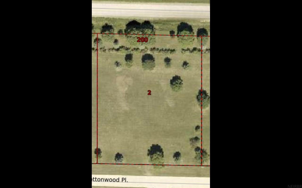 Photo 1 of 9 — 2989 Cottonwood Place Lot #2, Charles City, IA 50616