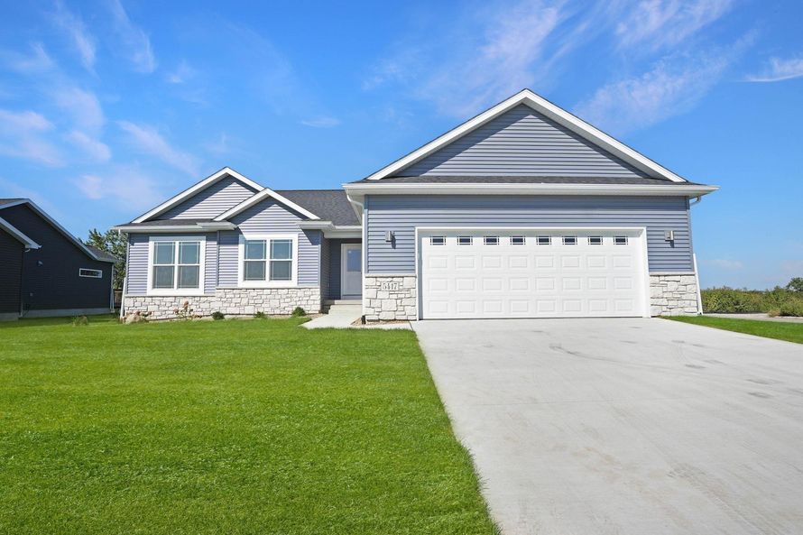 Skogman Homes-Tyler Plan-The Arbors 5th Addition