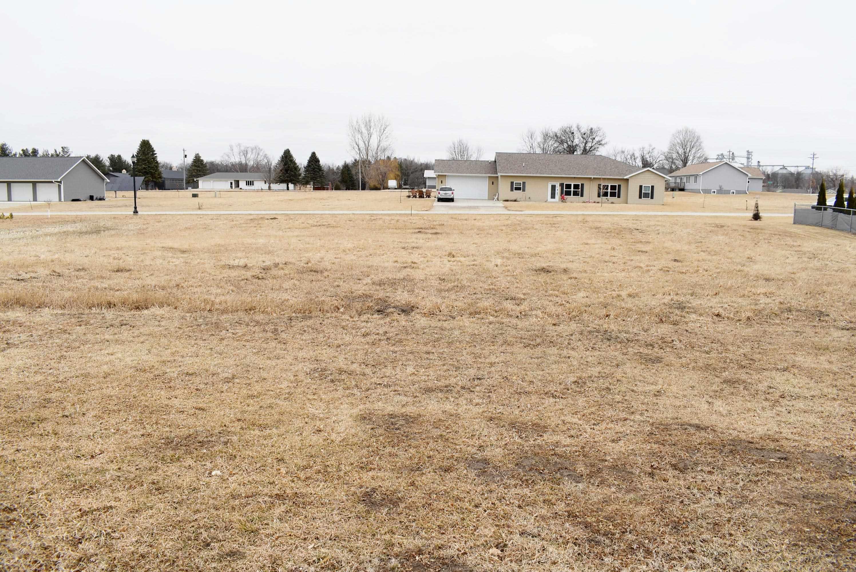 Photo 1 of 1 — 10 Clayton Boulevard, Osage, IA 50461