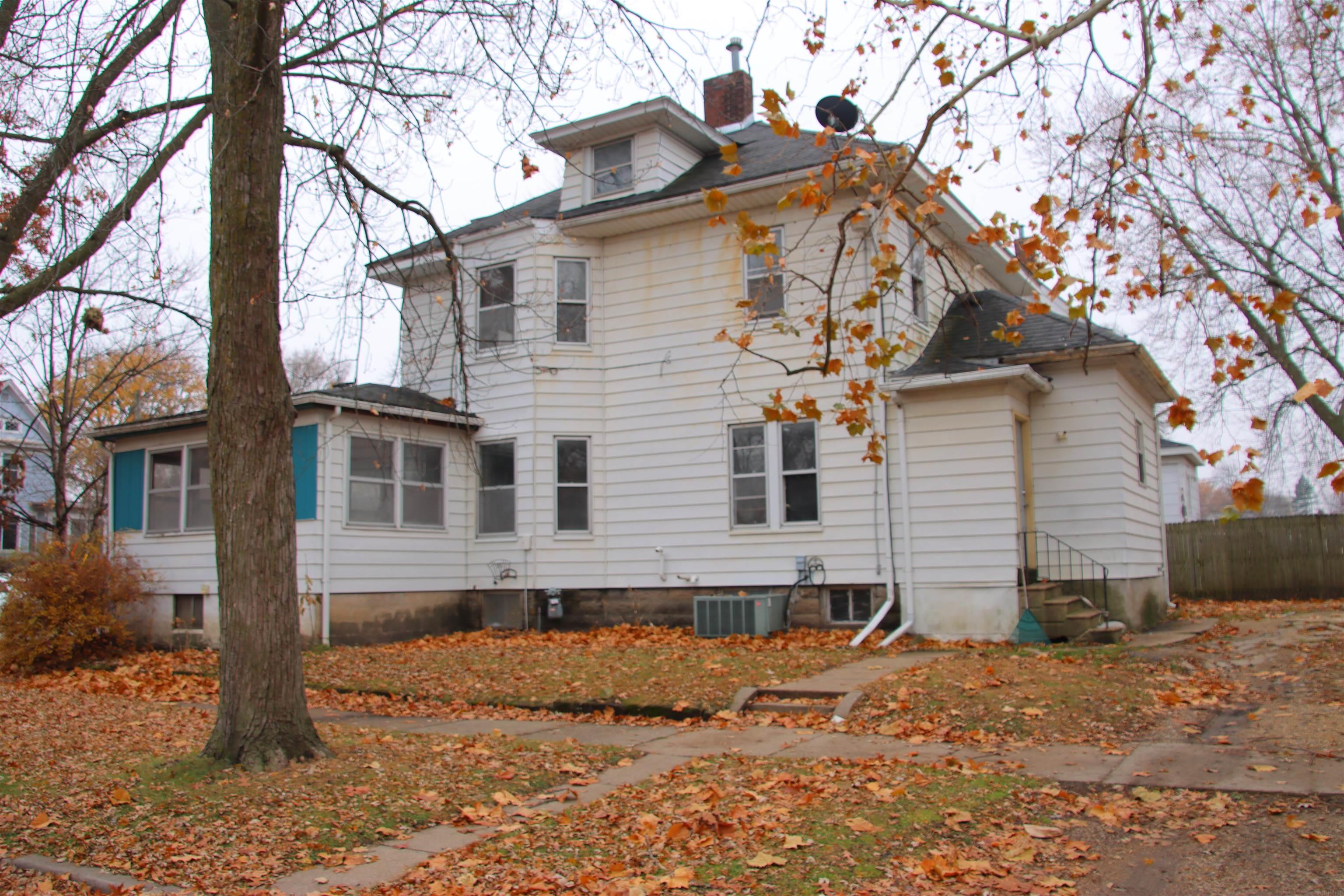 Waterloo, Iowa 50701, United States, 3 Bedrooms Bedrooms, ,2 BathroomsBathrooms,Residential,Active,247553