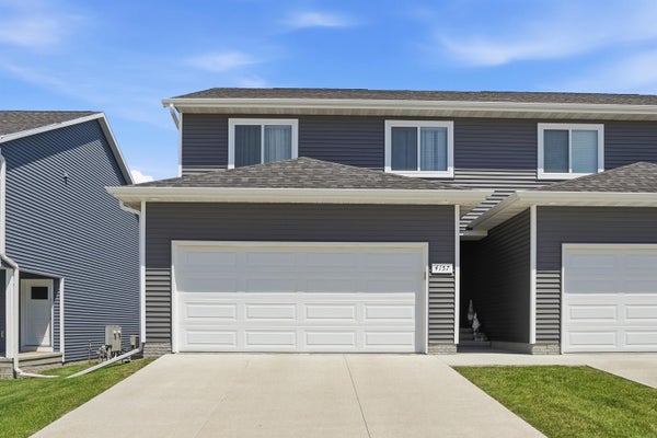 4157 OMAHA AVE, WATERLOO, IA 50702 - Image 67b94a10ca2ac2c98928fa2f1b8c1626/1503209074