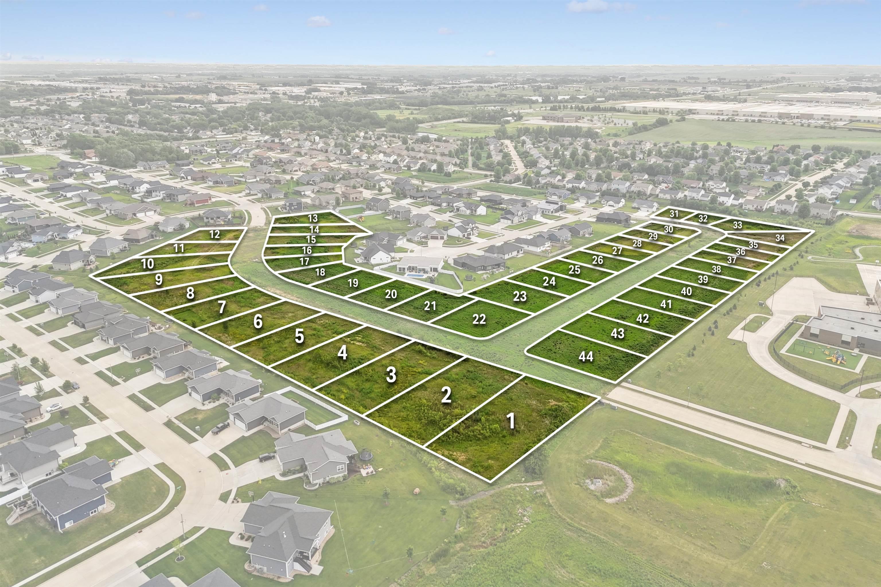 Photo 1 of 10 — Lot 10 Ashworth Drive, Cedar Falls, IA 50613