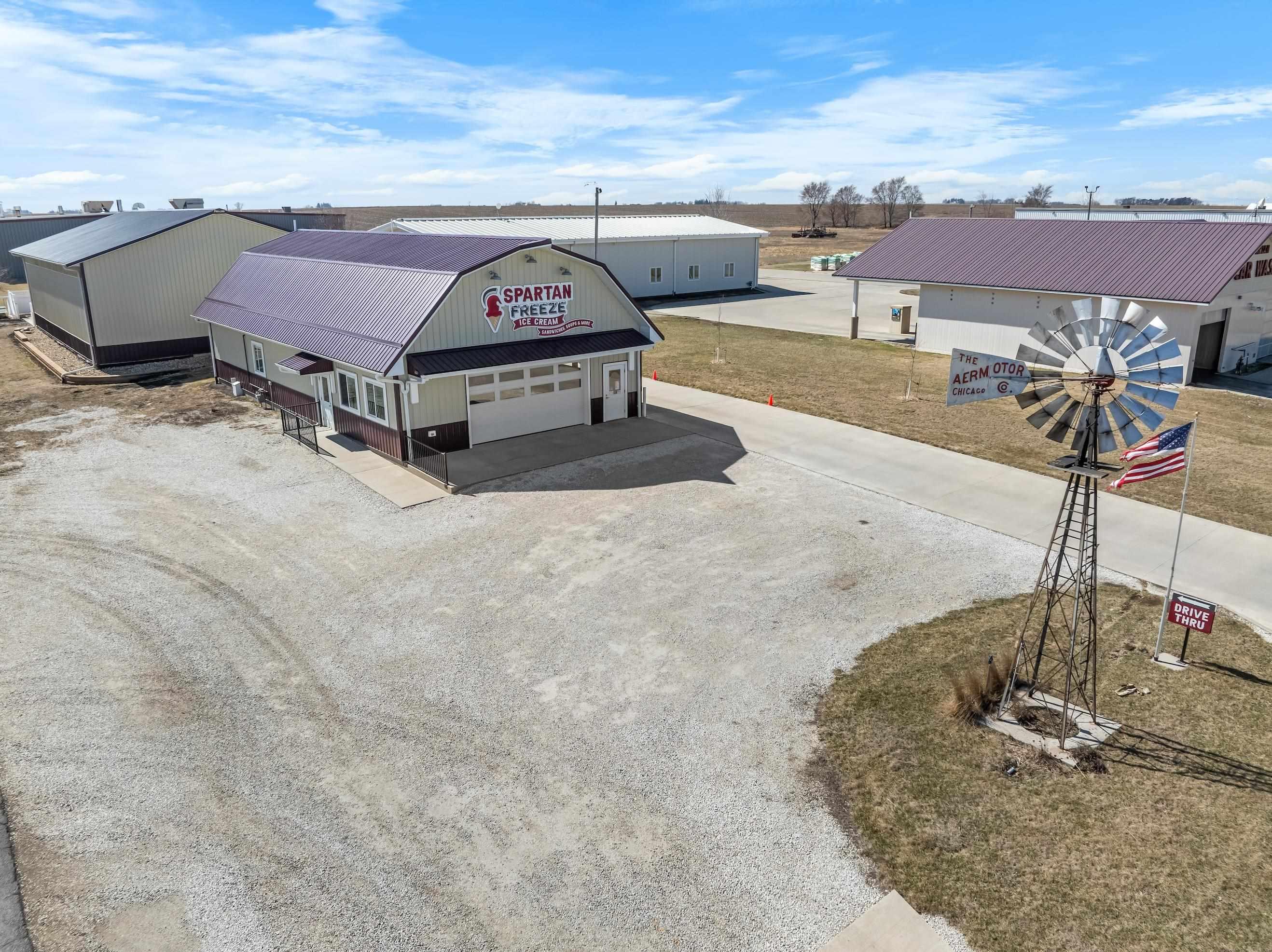 Grundy Center, Iowa 50638, United States, ,Commercial,Active,215944