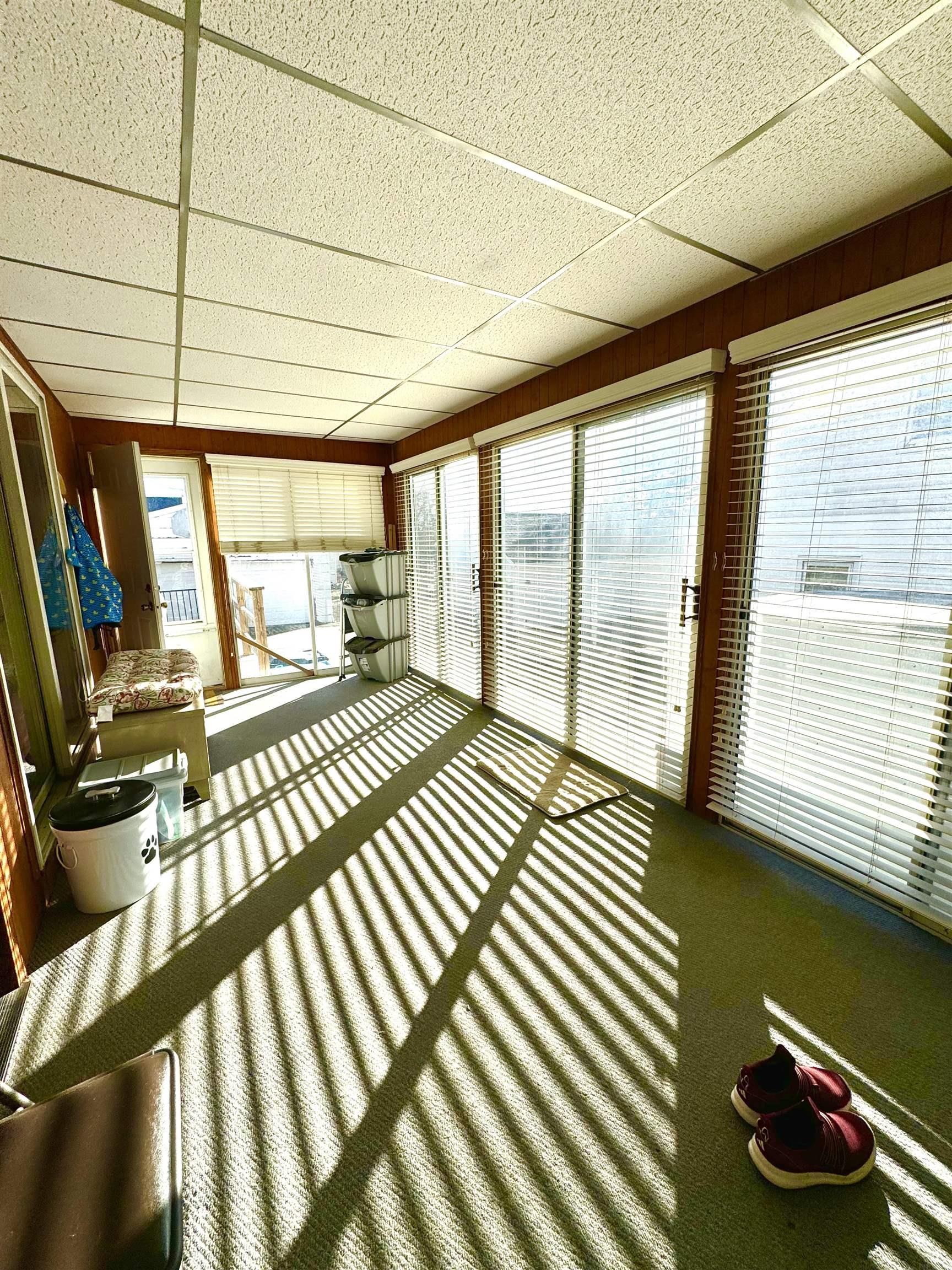 Waterloo, Iowa 50701, United States, 4 Bedrooms Bedrooms, ,3 BathroomsBathrooms,Residential,Active,11418