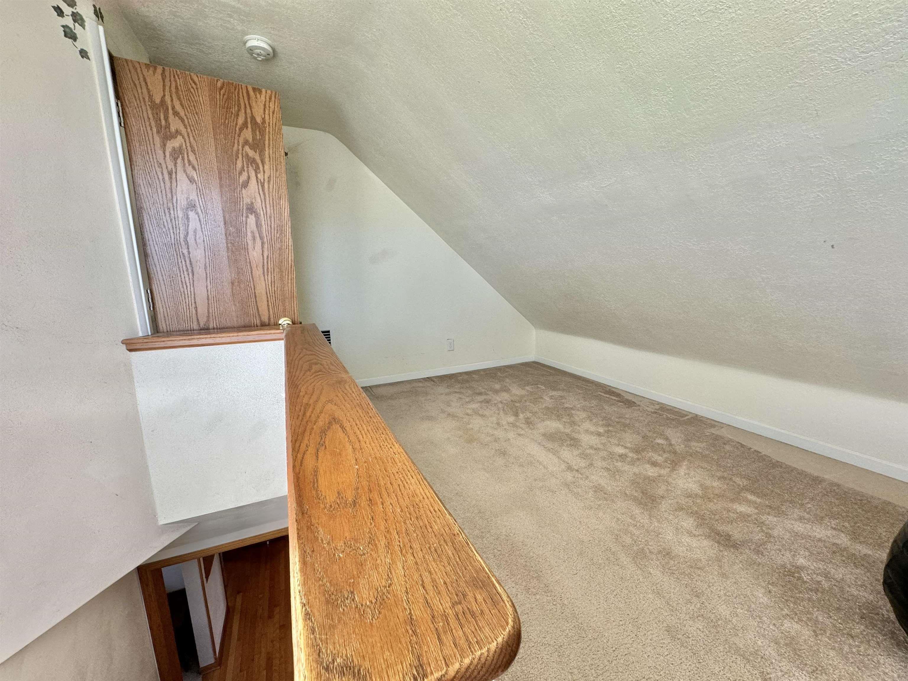 Waterloo, Iowa 50701, United States, 4 Bedrooms Bedrooms, ,3 BathroomsBathrooms,Residential,Active,11418