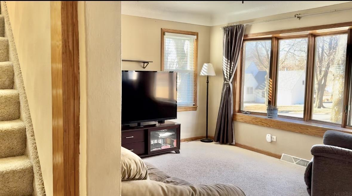 Waterloo, Iowa 50701, United States, 4 Bedrooms Bedrooms, ,3 BathroomsBathrooms,Residential,Active,11418