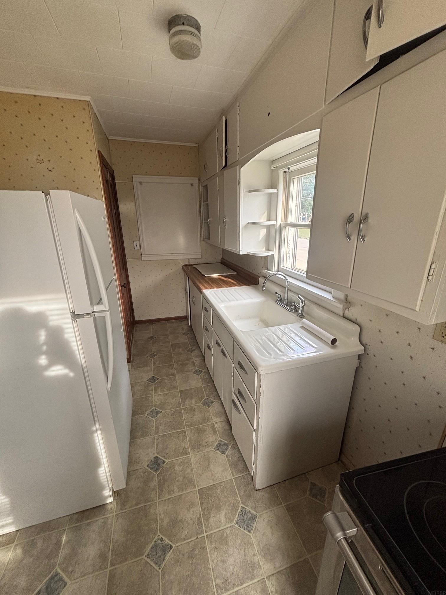 Independence, Iowa 50644, United States, 3 Bedrooms Bedrooms, ,1 BathroomBathrooms,Residential,Active,215781