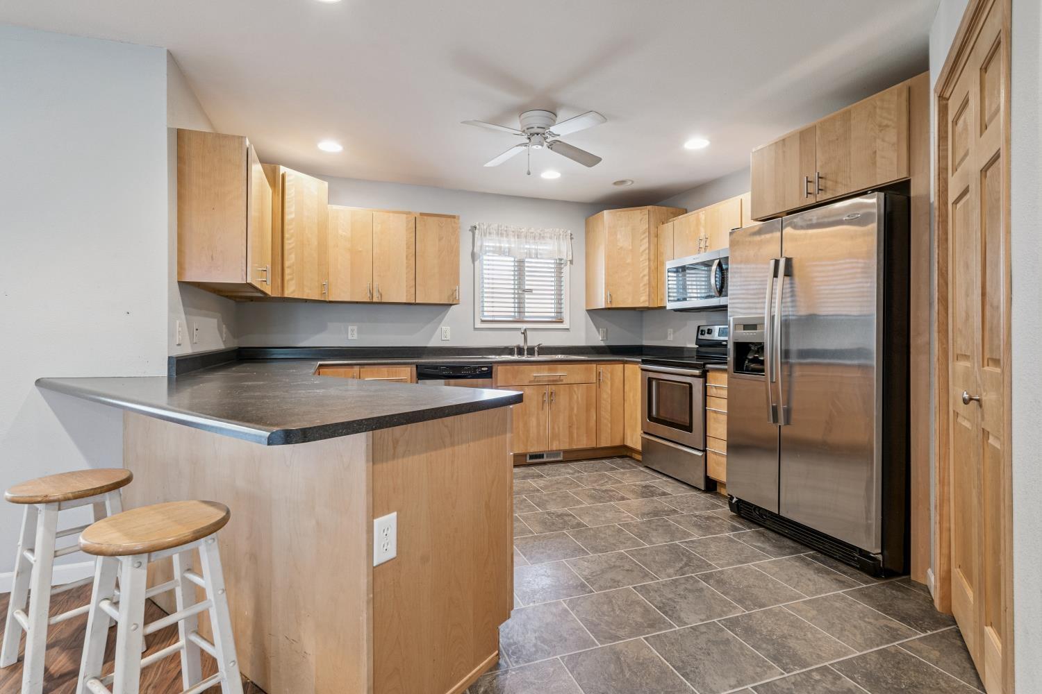 Oelwein, Iowa 50662, United States, 2 Bedrooms Bedrooms, ,2 BathroomsBathrooms,Residential,Active,238446