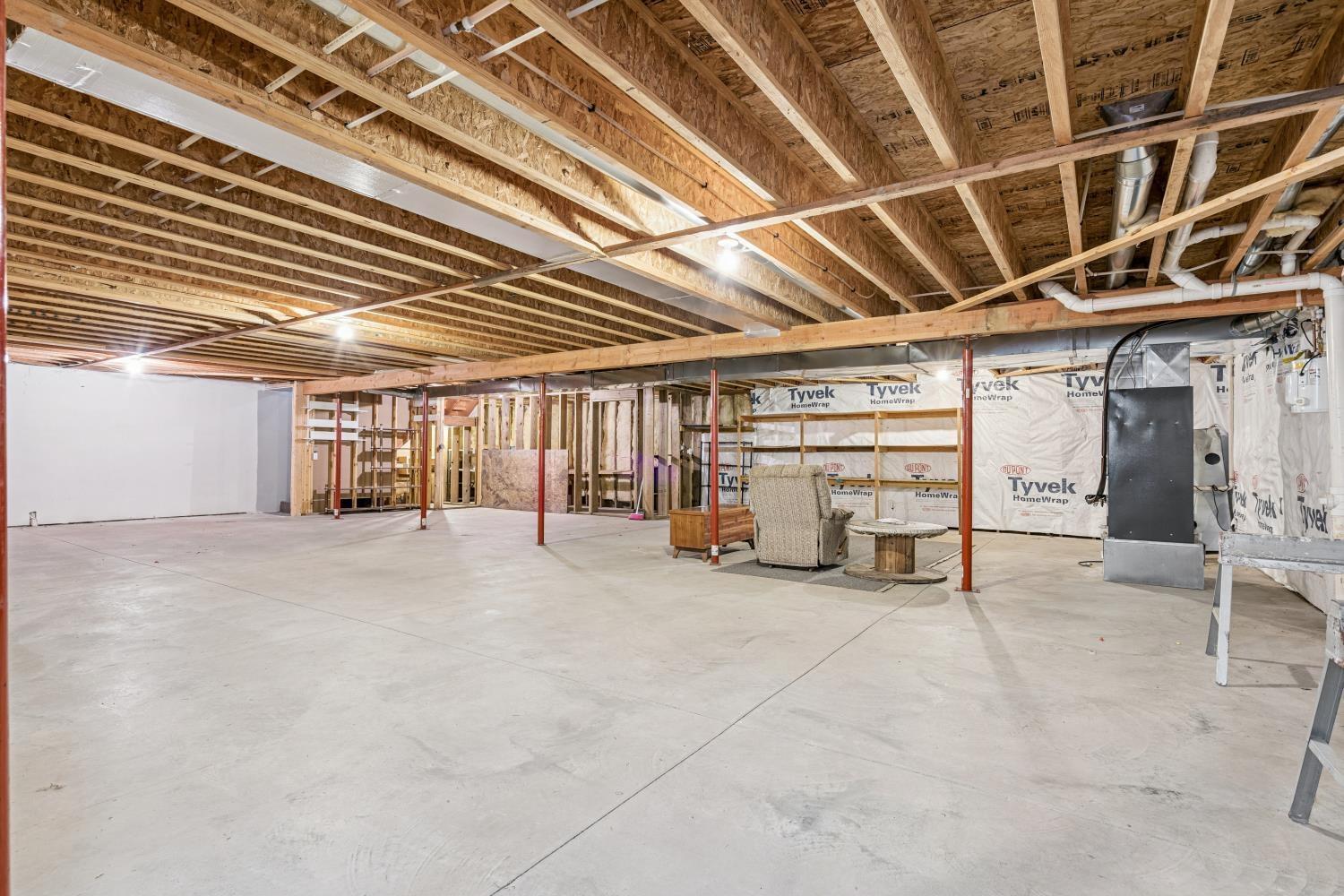 Oelwein, Iowa 50662, United States, 2 Bedrooms Bedrooms, ,2 BathroomsBathrooms,Residential,Active,238446