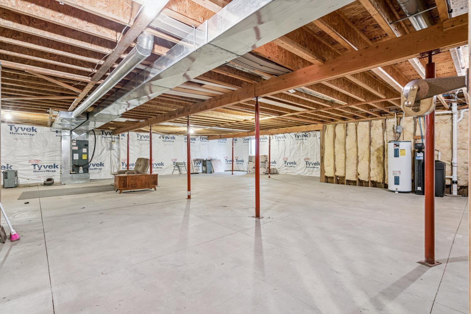 Oelwein, Iowa 50662, United States, 2 Bedrooms Bedrooms, ,2 BathroomsBathrooms,Residential,Active,238446