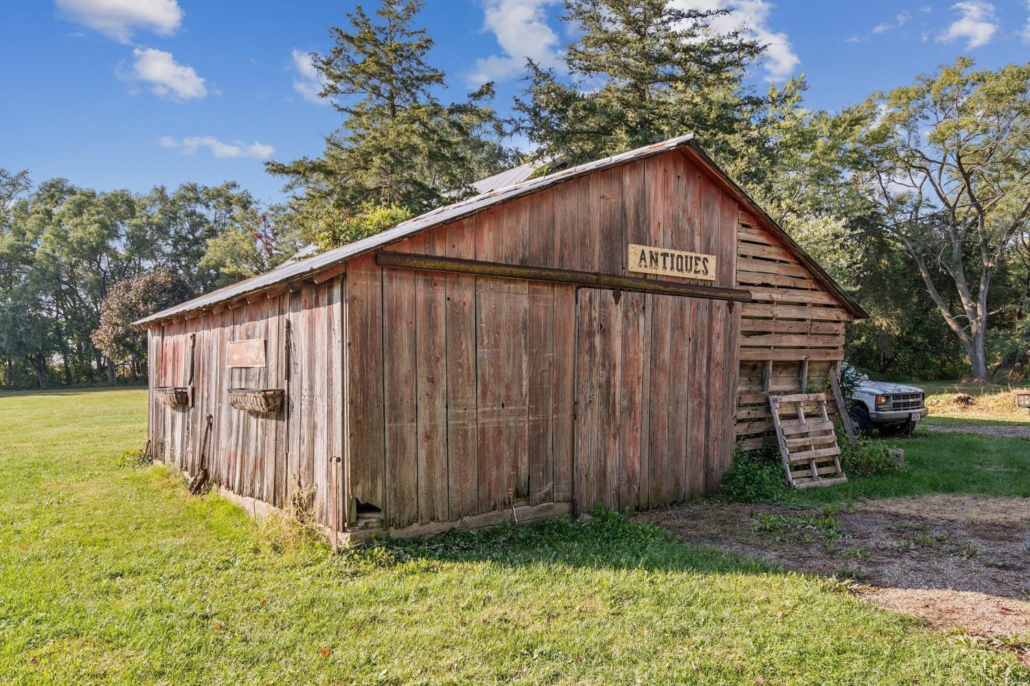 Rowley, Iowa 52329, United States, 3 Bedrooms Bedrooms, ,4 BathroomsBathrooms,Residential,Active,230689