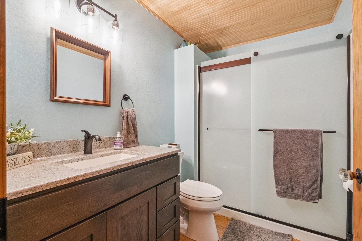 Rowley, Iowa 52329, United States, 3 Bedrooms Bedrooms, ,4 BathroomsBathrooms,Residential,Active,230689