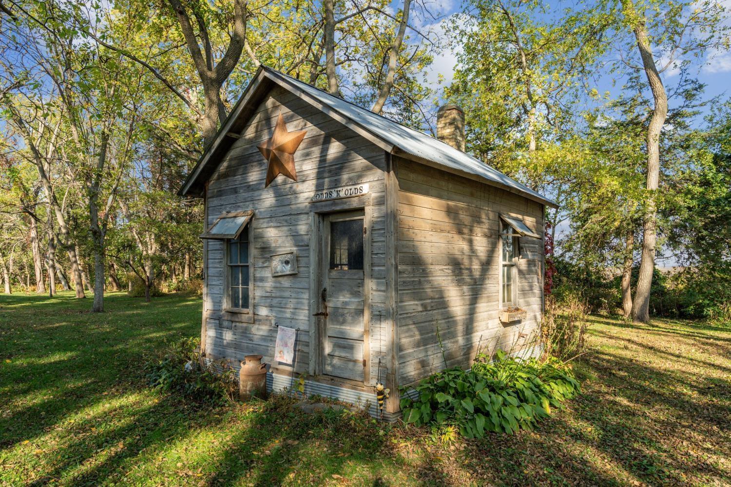 Rowley, Iowa 52329, United States, 3 Bedrooms Bedrooms, ,4 BathroomsBathrooms,Residential,Active,230689