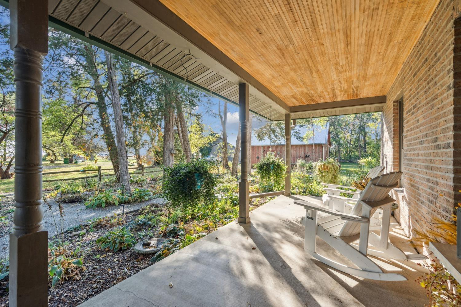 Rowley, Iowa 52329, United States, 3 Bedrooms Bedrooms, ,4 BathroomsBathrooms,Residential,Active,230689