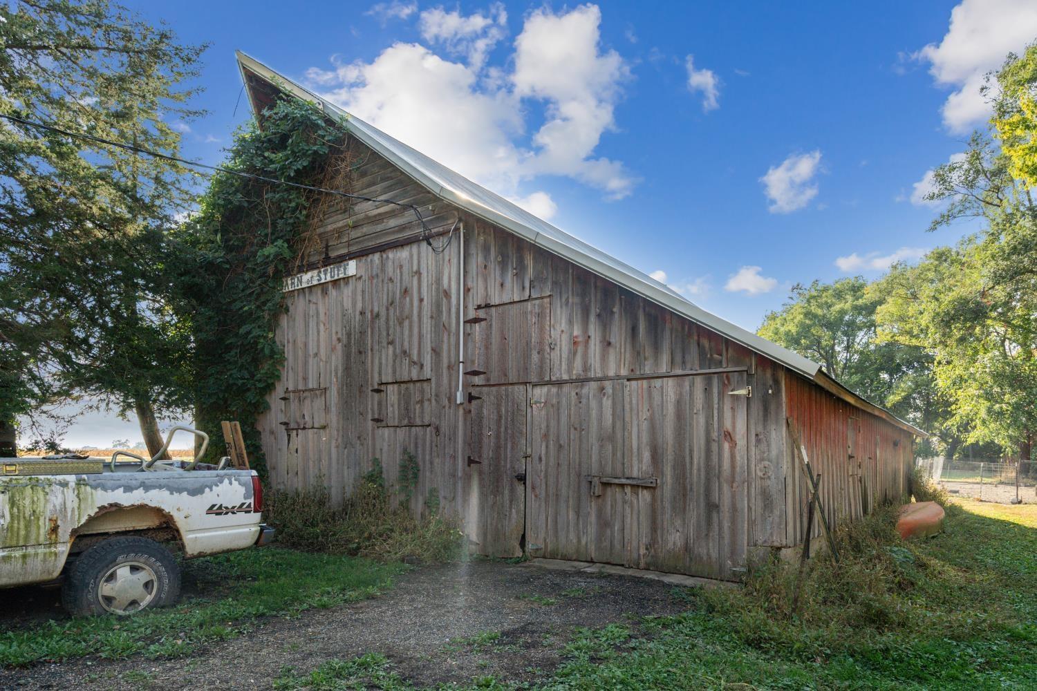 Rowley, Iowa 52329, United States, 3 Bedrooms Bedrooms, ,4 BathroomsBathrooms,Residential,Active,230689