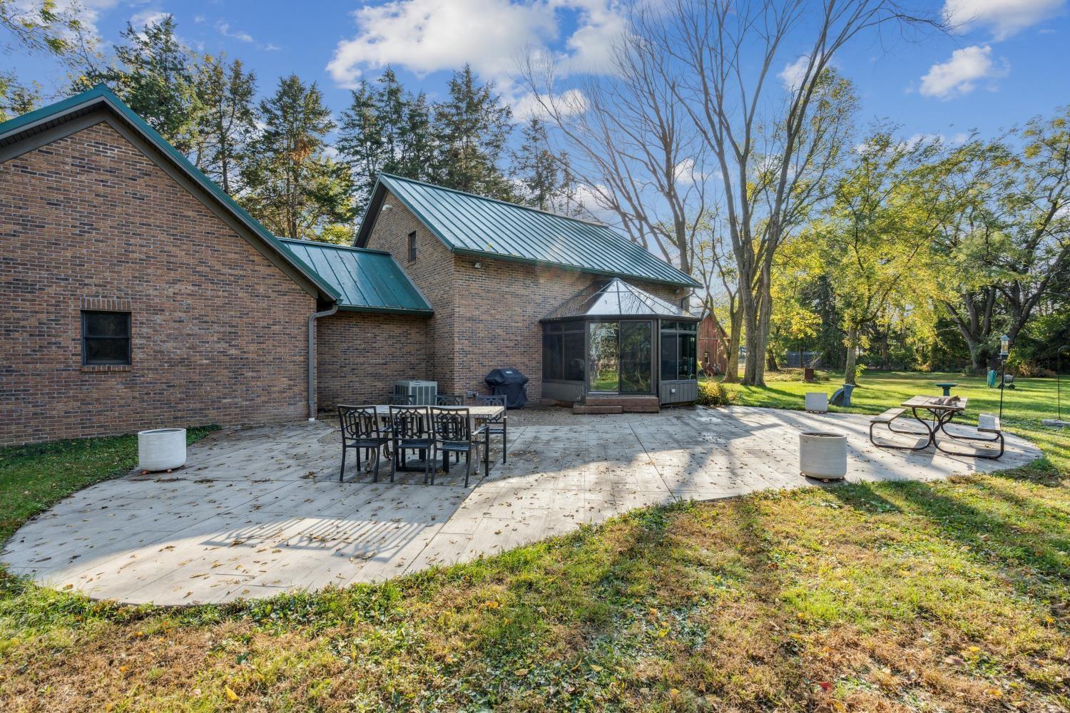 Rowley, Iowa 52329, United States, 3 Bedrooms Bedrooms, ,4 BathroomsBathrooms,Residential,Active,230689