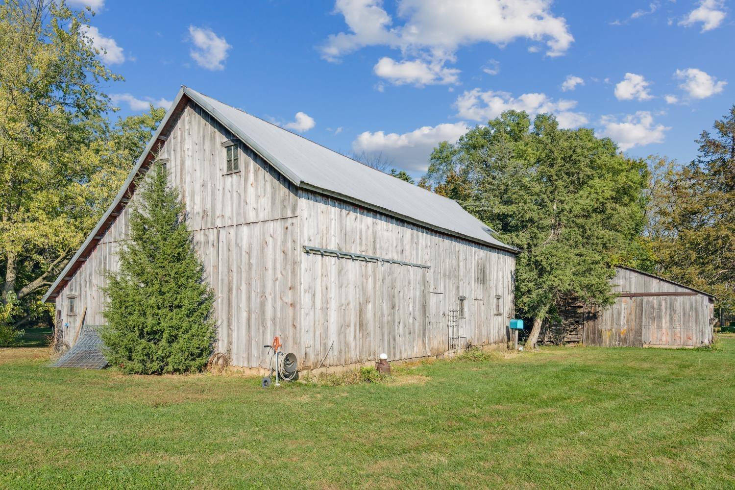 Rowley, Iowa 52329, United States, 3 Bedrooms Bedrooms, ,4 BathroomsBathrooms,Residential,Active,230689