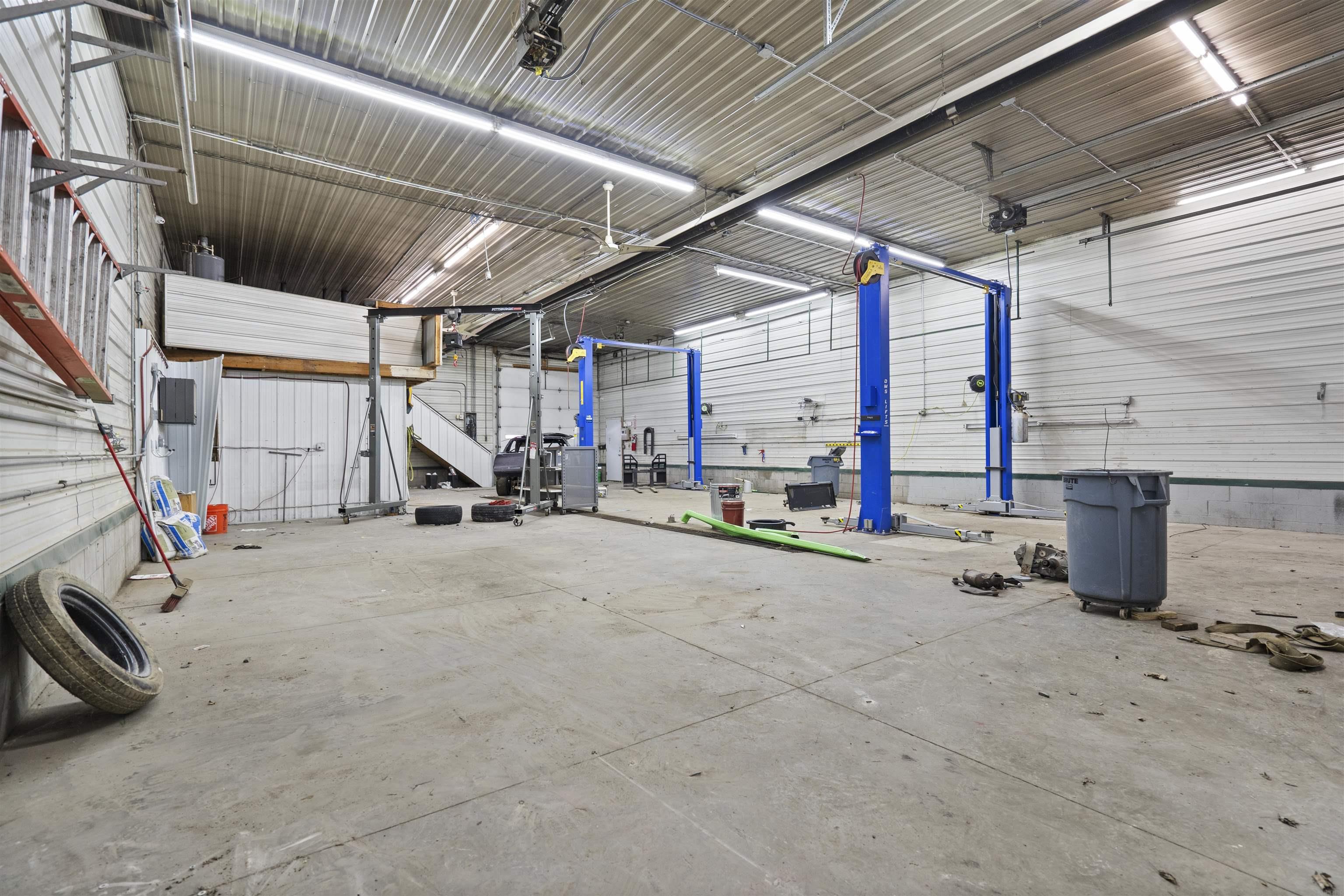 Waterloo, Iowa 50703, United States, ,Commercial,Pending,83429