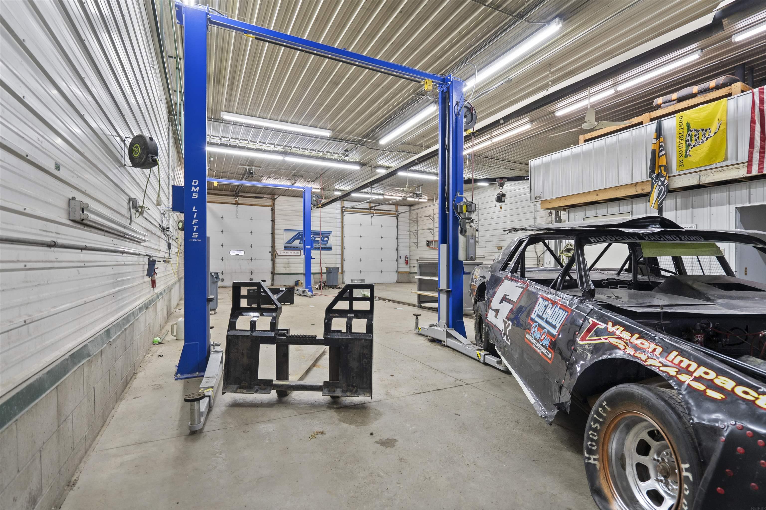 Waterloo, Iowa 50703, United States, ,Commercial,Pending,83429
