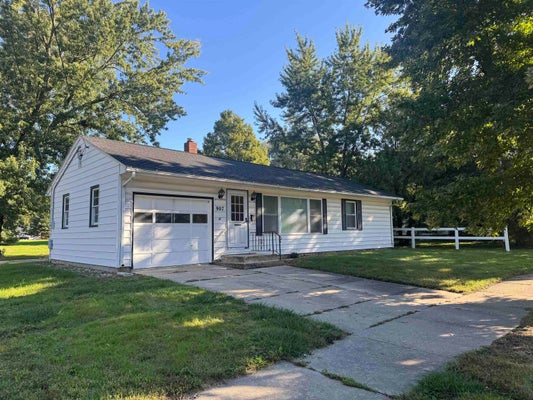 907 5TH ST, CHARLES CITY, IA 50616 - Image 800c8a47be601fc4c92f8632271f9821/619340745