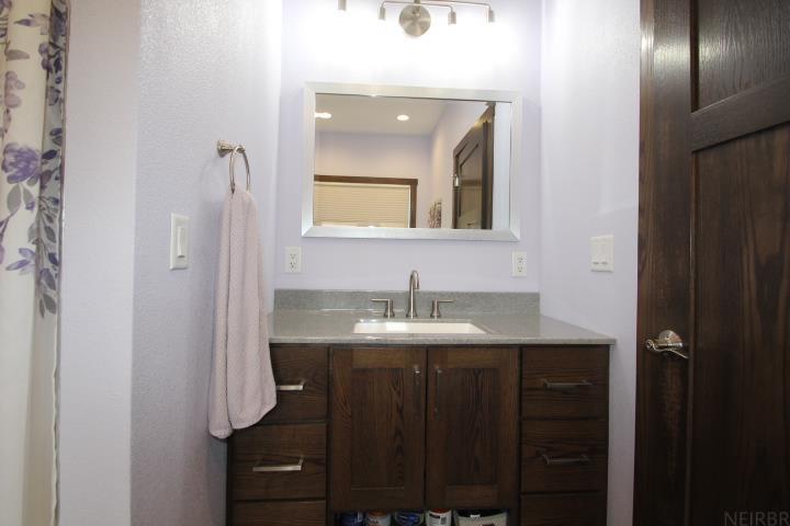 Dunkerton, Iowa 50626, United States, 4 Bedrooms Bedrooms, ,4 BathroomsBathrooms,Residential,Active,117353