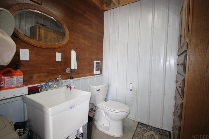 Dunkerton, Iowa 50626, United States, 4 Bedrooms Bedrooms, ,4 BathroomsBathrooms,Residential,Active,117353