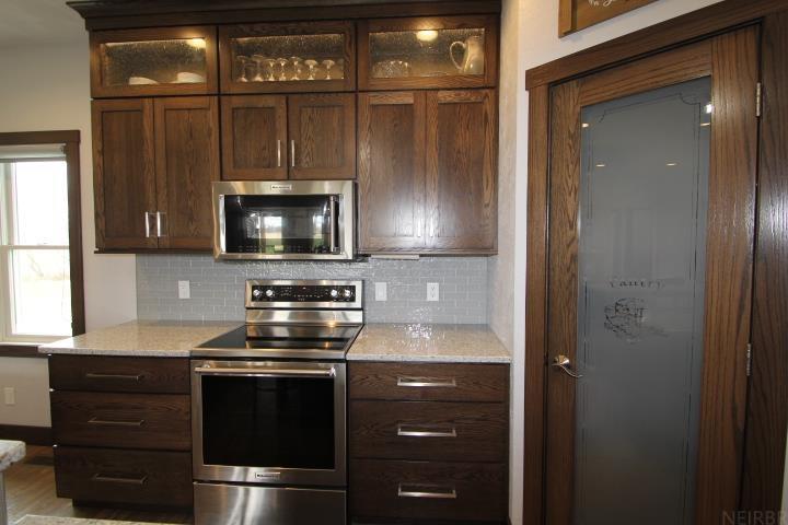 Dunkerton, Iowa 50626, United States, 4 Bedrooms Bedrooms, ,4 BathroomsBathrooms,Residential,Active,117353