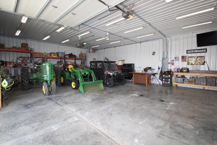 Dunkerton, Iowa 50626, United States, 4 Bedrooms Bedrooms, ,4 BathroomsBathrooms,Residential,Active,117353