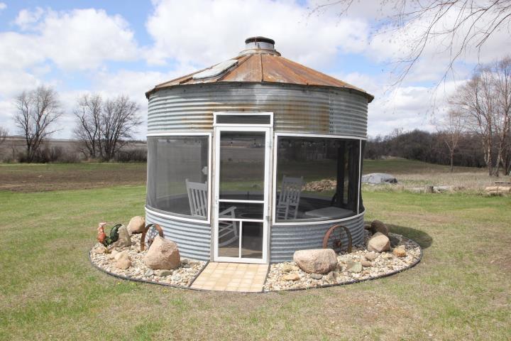 Dunkerton, Iowa 50626, United States, 4 Bedrooms Bedrooms, ,4 BathroomsBathrooms,Residential,Active,117353