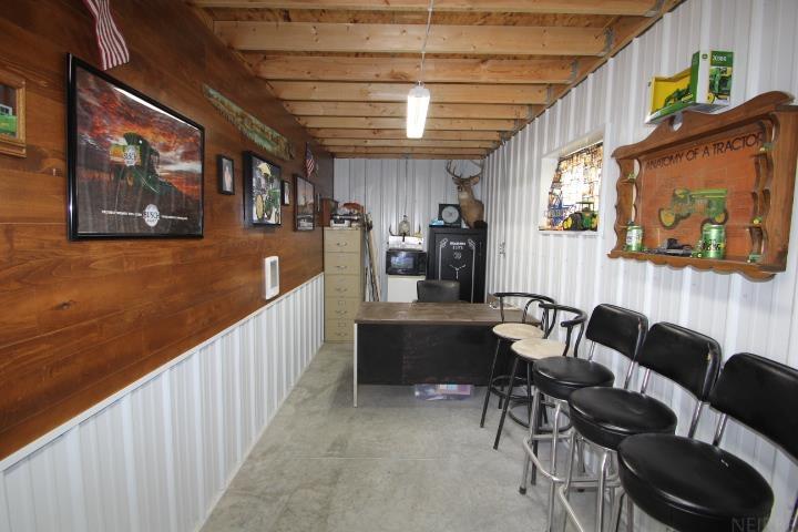 Dunkerton, Iowa 50626, United States, 4 Bedrooms Bedrooms, ,4 BathroomsBathrooms,Residential,Active,117353