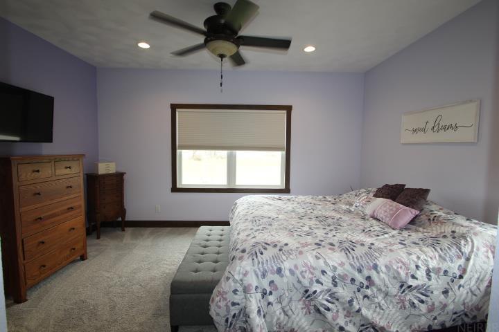 Dunkerton, Iowa 50626, United States, 4 Bedrooms Bedrooms, ,4 BathroomsBathrooms,Residential,Active,117353