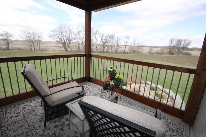Dunkerton, Iowa 50626, United States, 4 Bedrooms Bedrooms, ,4 BathroomsBathrooms,Residential,Active,117353